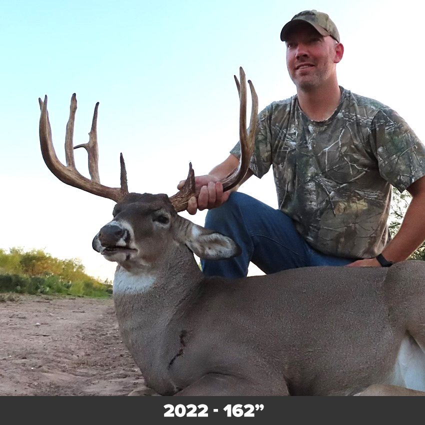 South Texas Trophy Deer Hunting